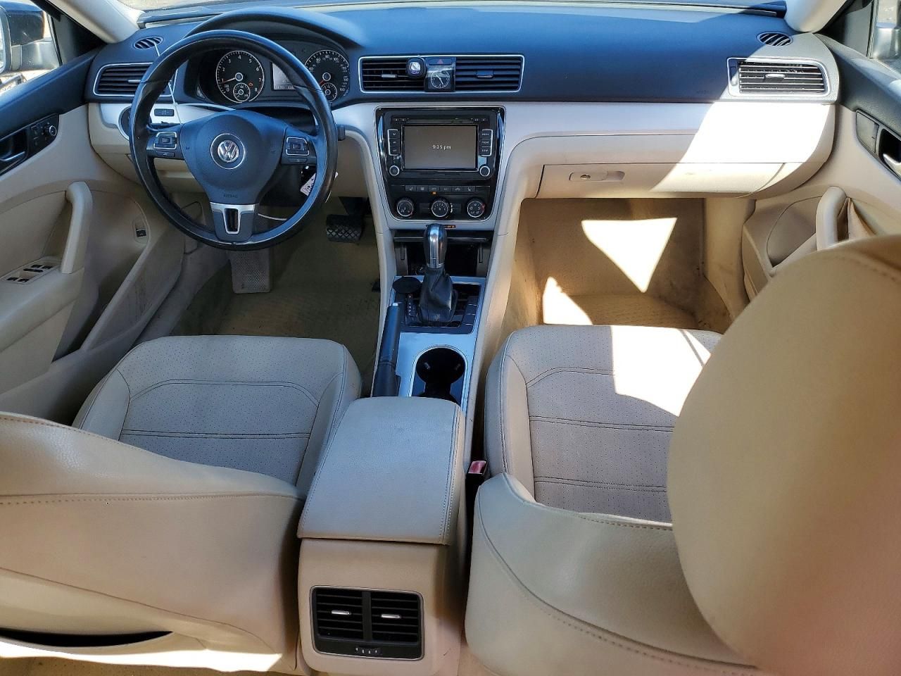 2013 Volkswagen Passat se