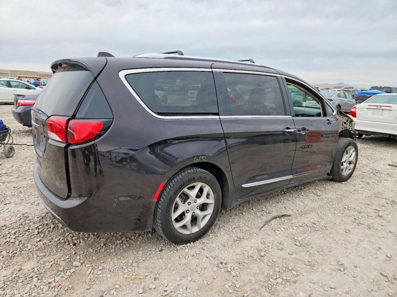 2017 Chrysler Pacifica Touring l Plus