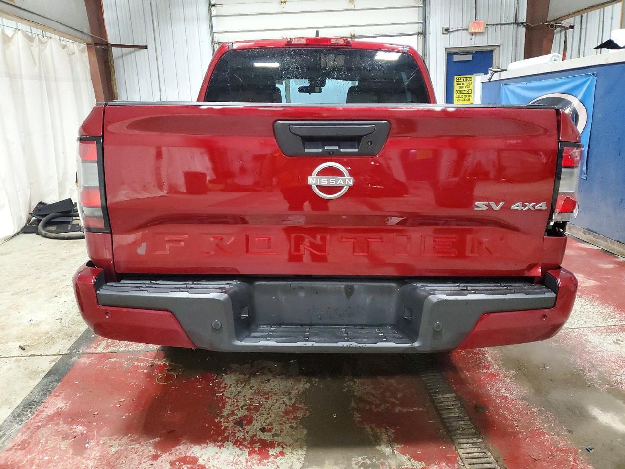 2022 Nissan Frontier s