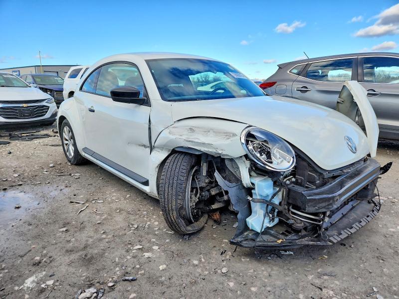 2018 Volkswagen Beetle s