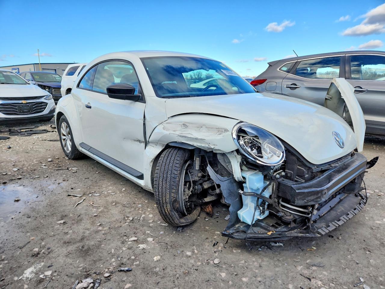 2018 Volkswagen Beetle s