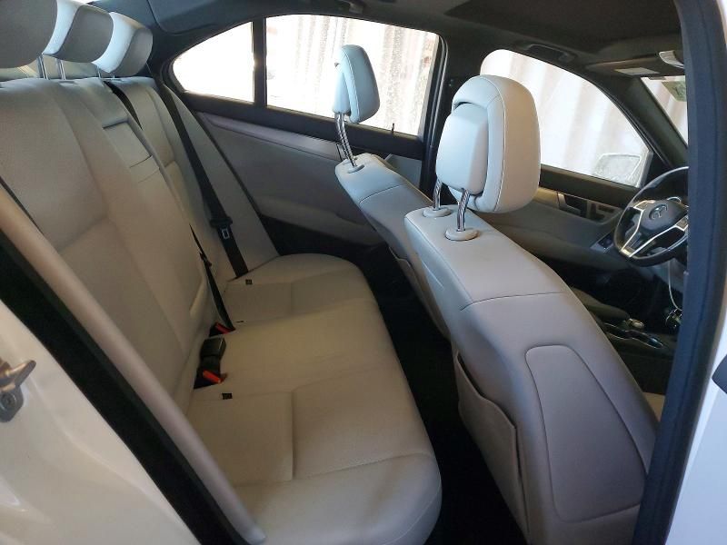 2012 Mercedes-Benz C 300 4matic