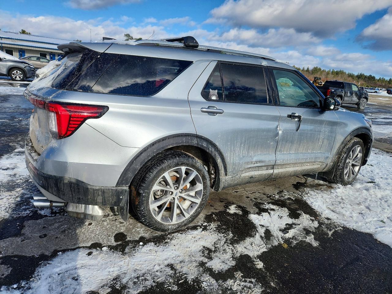 2025 Ford Explorer Platinum