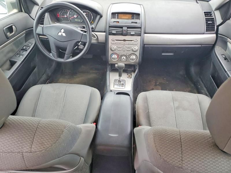 2011 Mitsubishi Galant fe