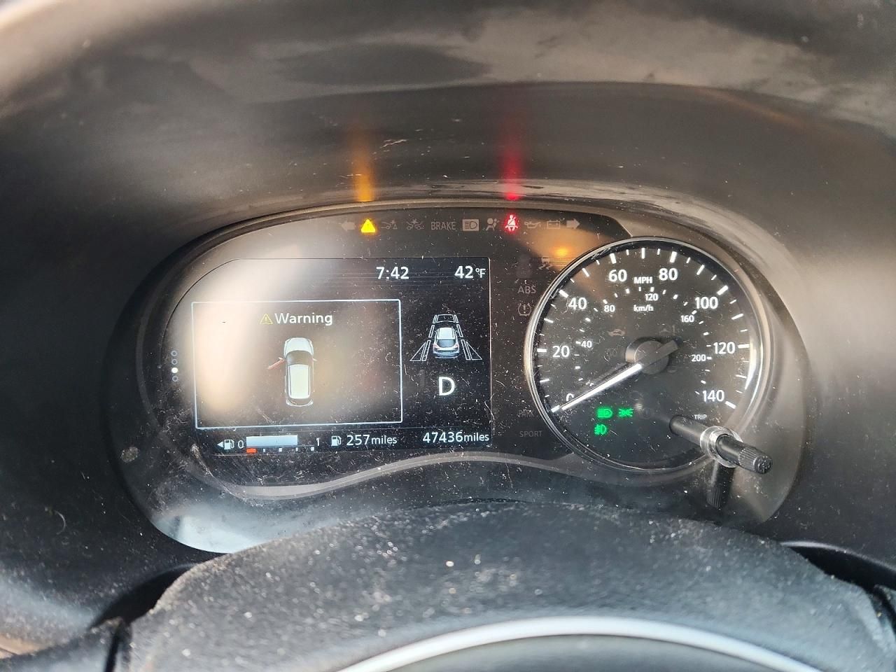 2023 Nissan Kicks sr