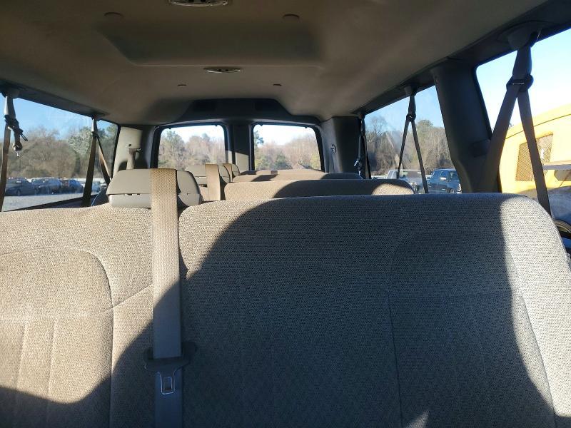 2017 Chevrolet Express G3500 LT