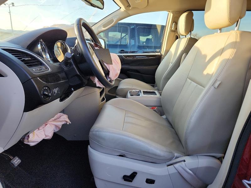 2013 Chrysler Town & Country Touring