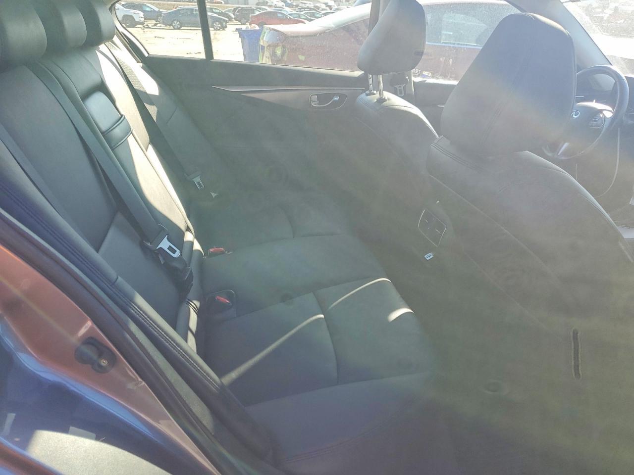 2015 Infiniti Q50 Base