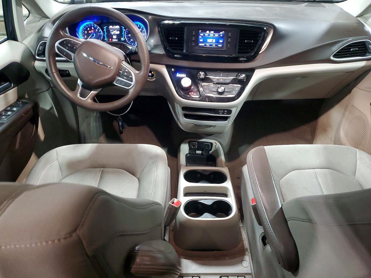 2017 Chrysler Pacifica Touring