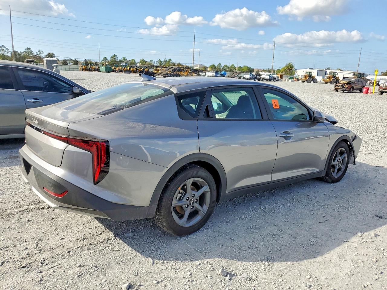 2025 KIA K4