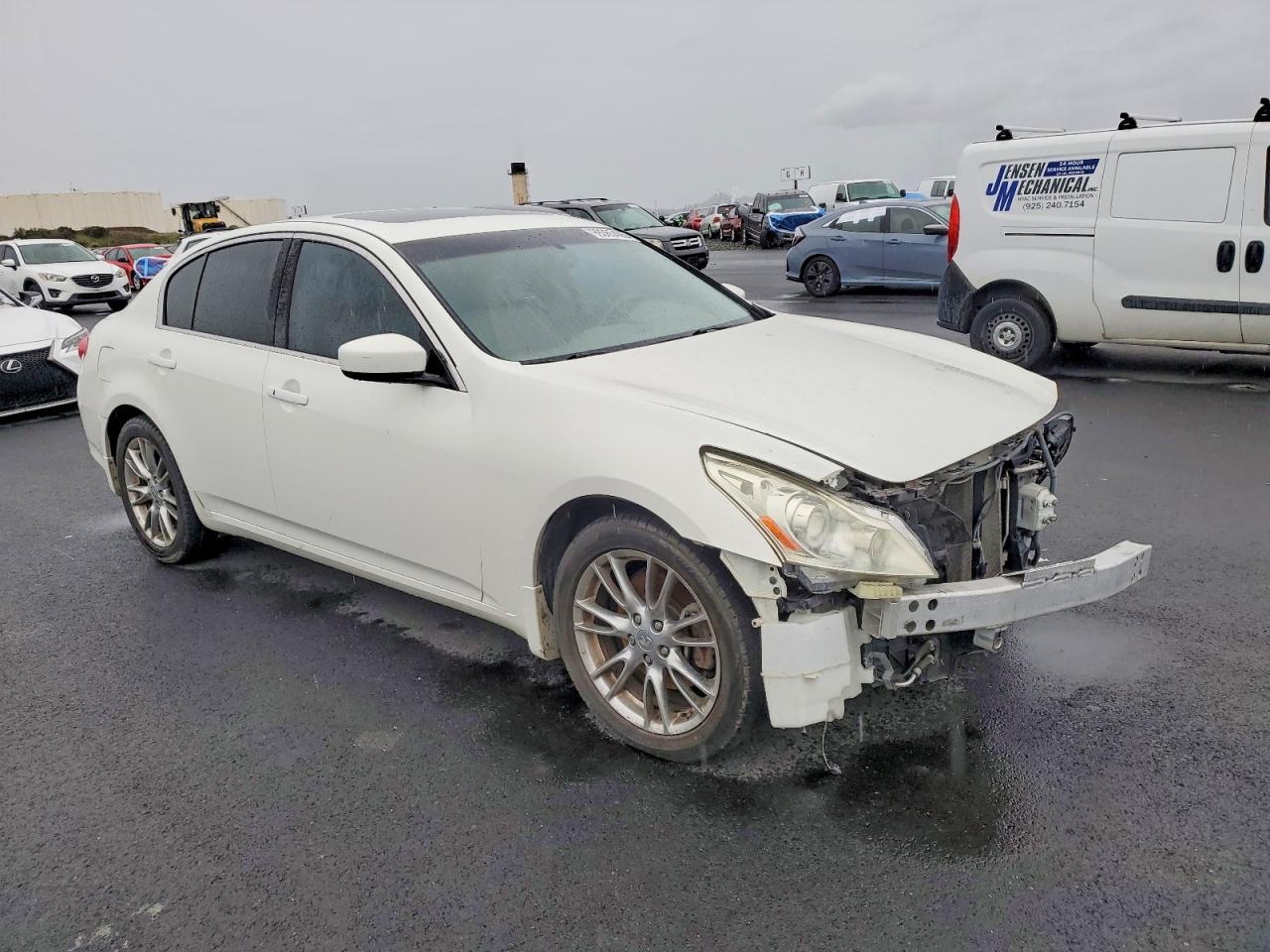 2012 Infiniti G37
