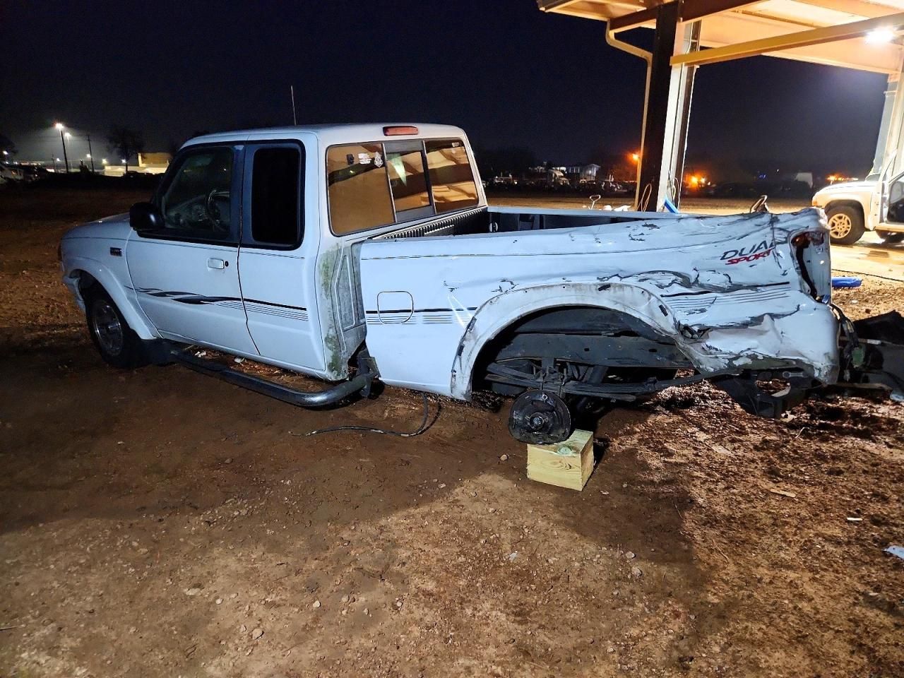 2002 Mazda B4000 cab Plus