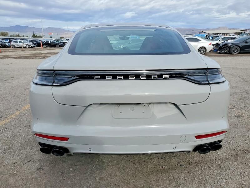 2023 Porsche Panamera Base