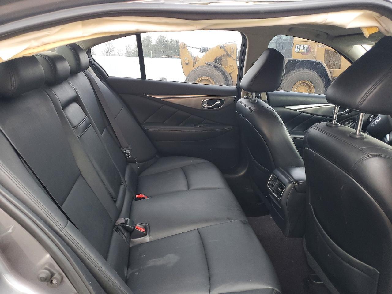 2017 Infiniti Q50 Premium