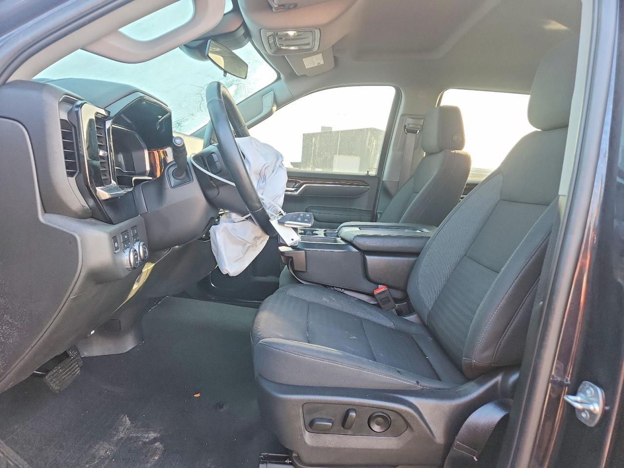 2025 GMC Sierra K1500 Elevation