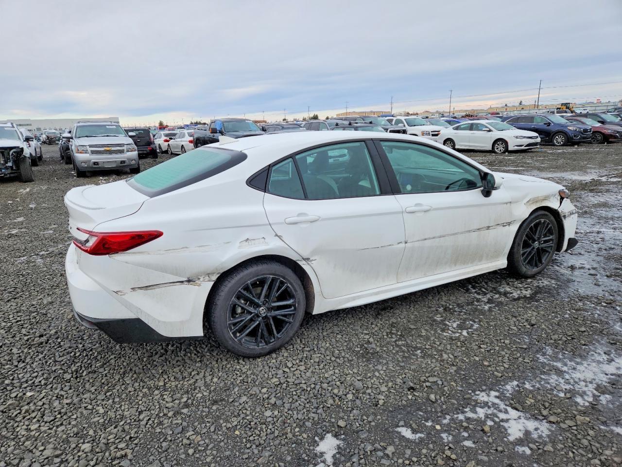 2025 Toyota Camry se