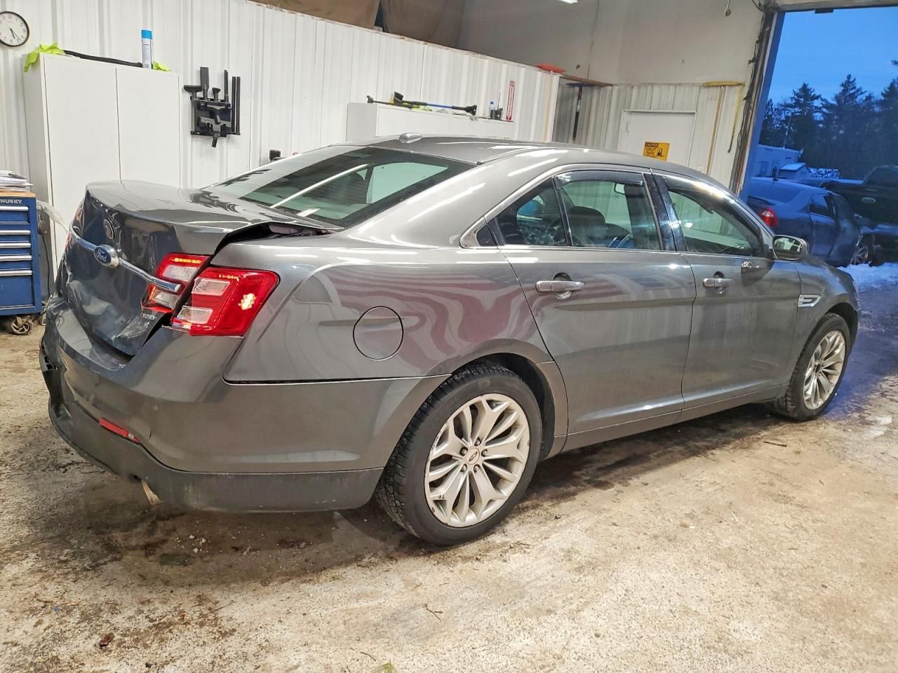 2018 Ford Taurus Limited