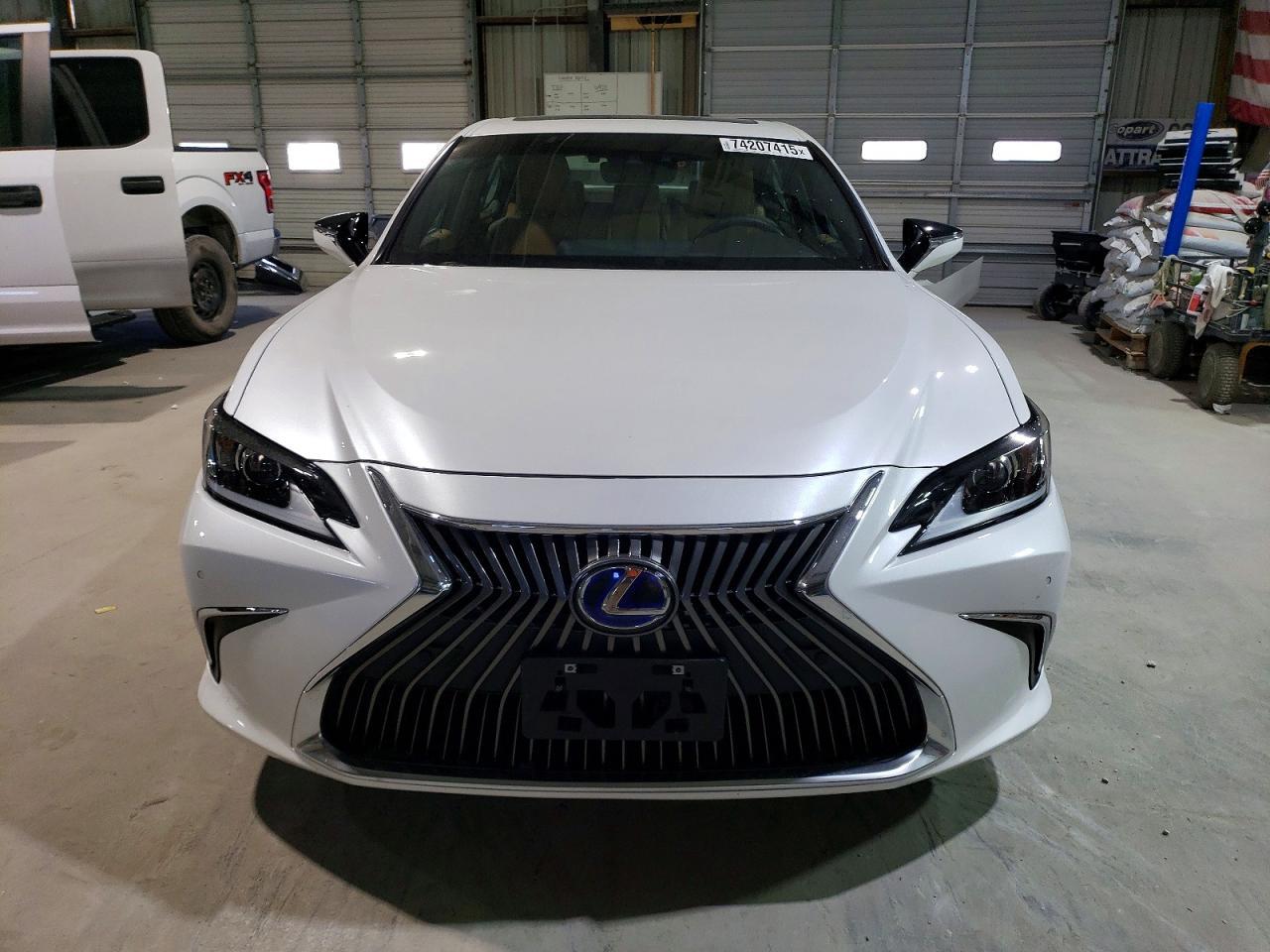 2021 Lexus Es 300h