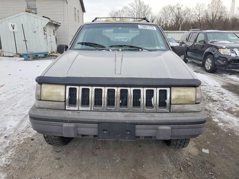 1995 Jeep Grand Cherokee Laredo