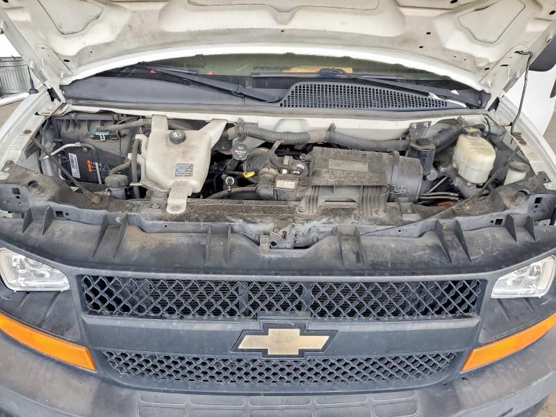 2015 Chevrolet Express G2500