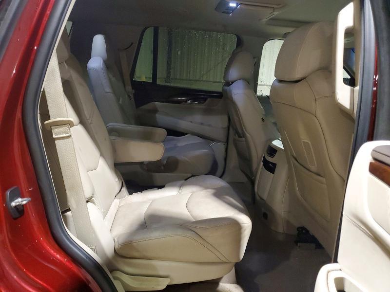 2016 Cadillac Escalade Luxury