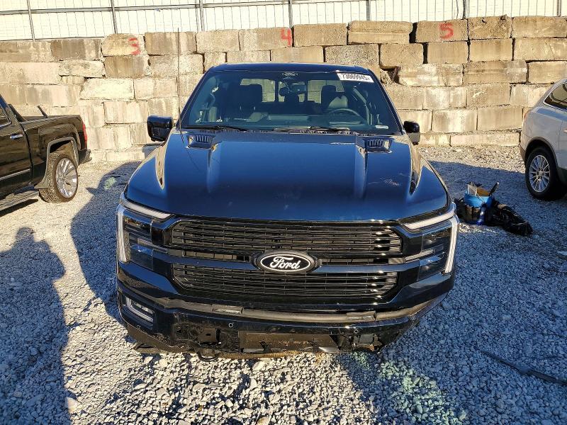 2025 Ford F150 Platinum