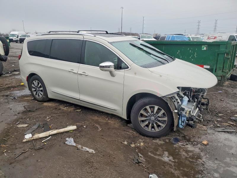 2020 Chrysler Pacifica Hybrid Limited