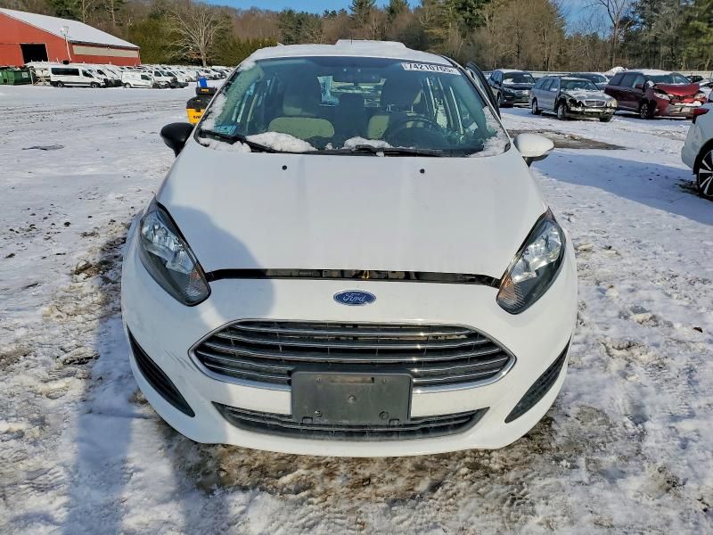 2014 Ford Fiesta se