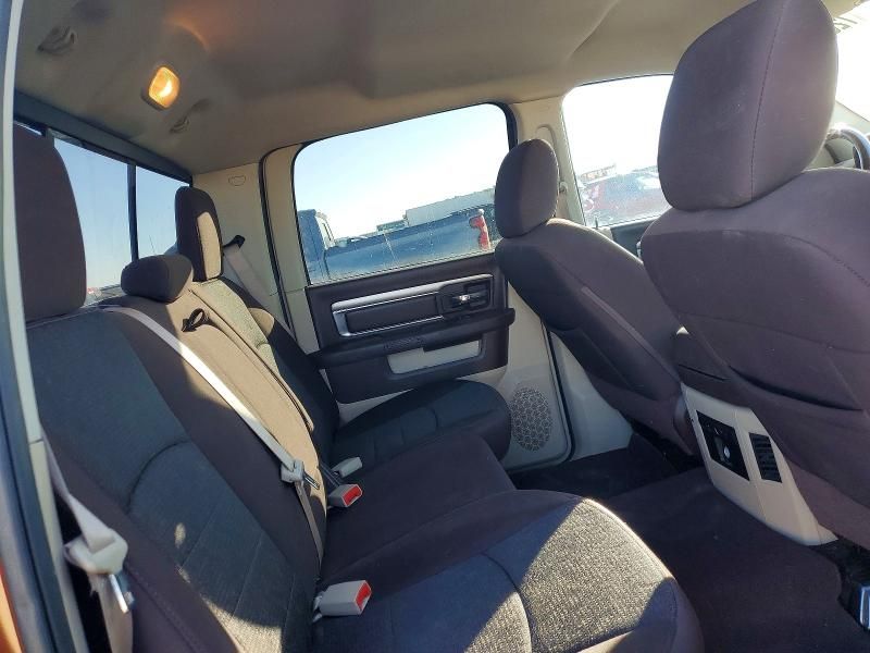 2014 Dodge RAM 1500 SLT