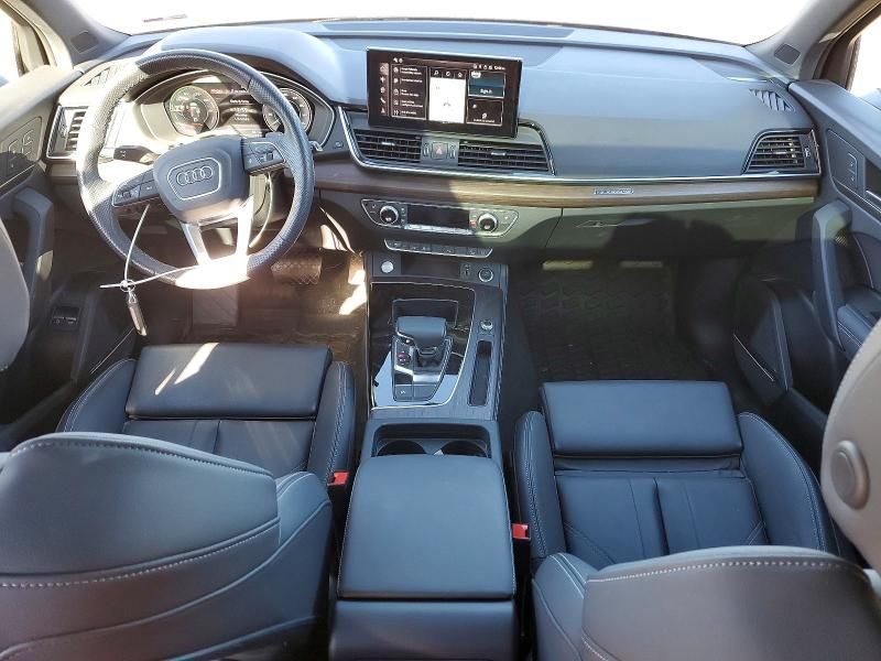 2025 Audi Q5 e Premium Plus 55