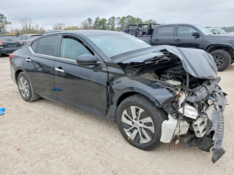 2020 Nissan Altima s