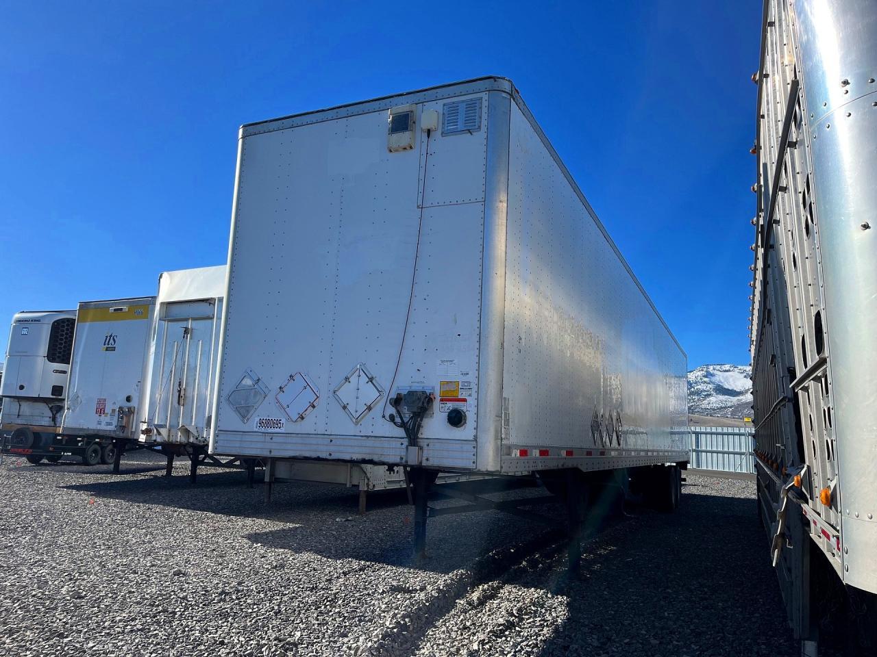 2015 Utility VS2DX DRY Van Trailer