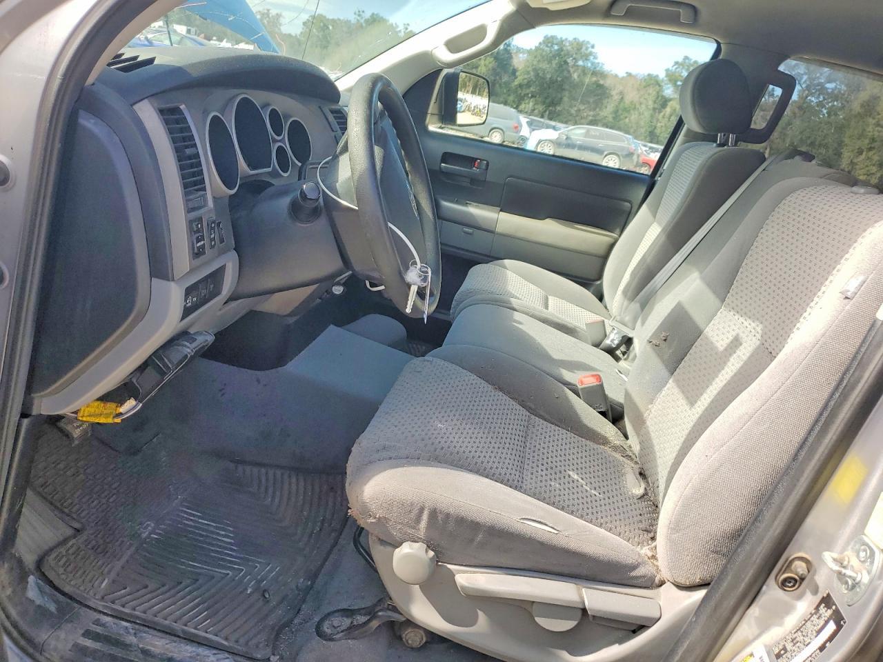 2010 Toyota Tundra Double cab SR5