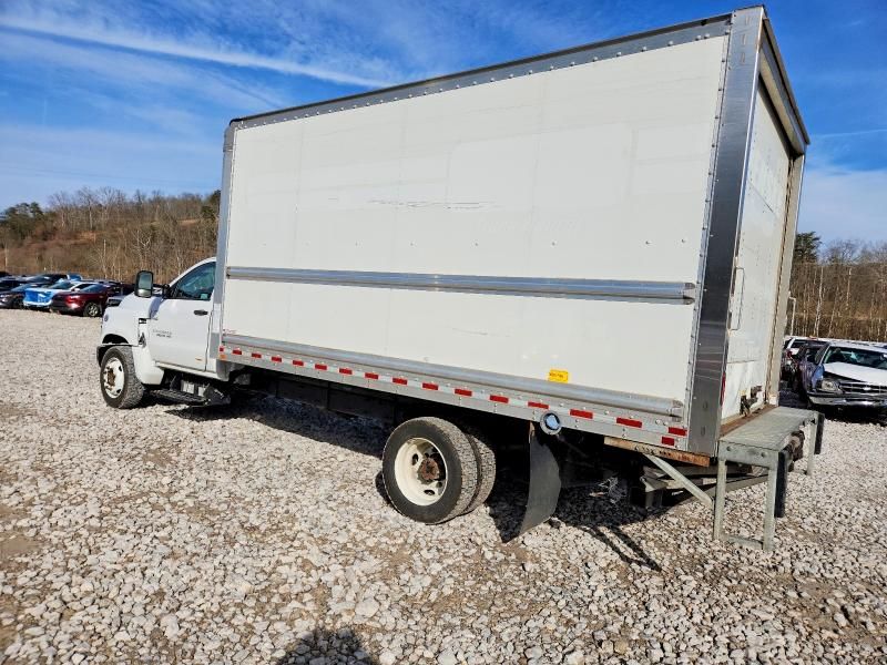 2021 Chev 4500-BOX Truck