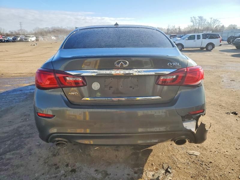 2015 Infiniti Q70 3.7
