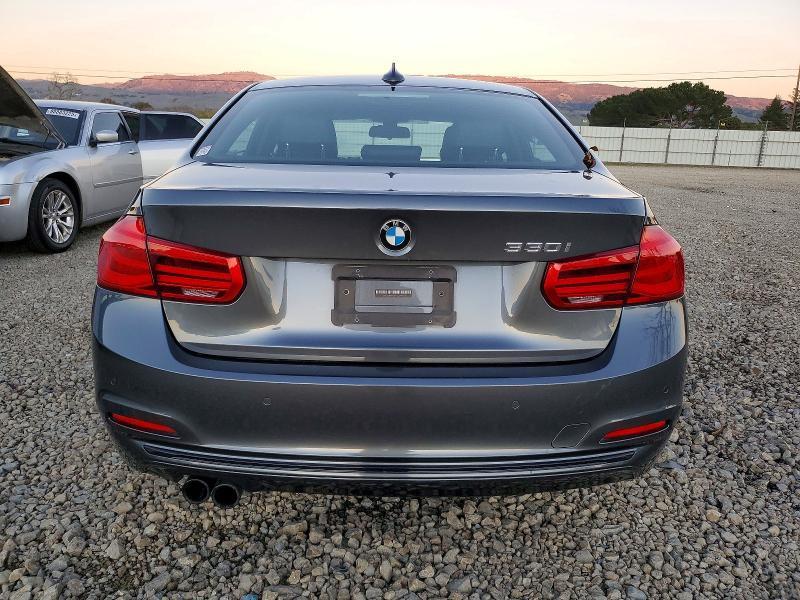 2017 BMW 330 i