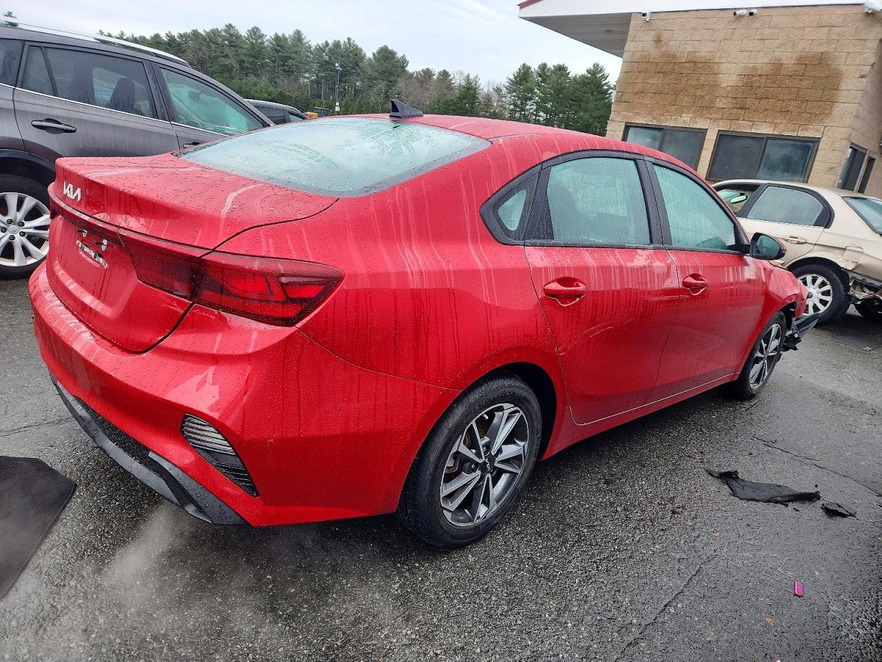 2023 KIA Forte lx