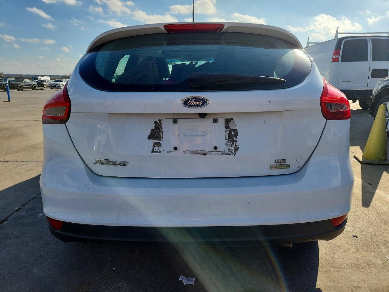 2016 Ford Focus se