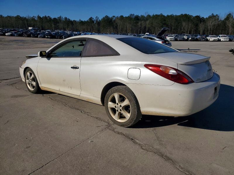 2004 Toyota Camry Solara se