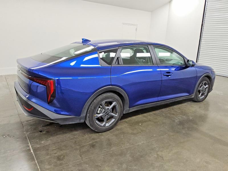 2025 KIA K4 lx