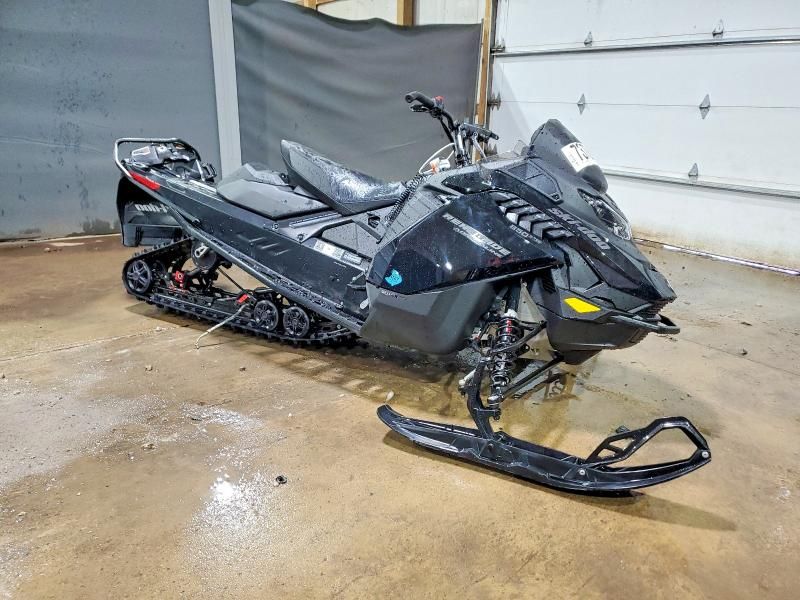 2023 Skidoo Summit SP 850 E-TEC