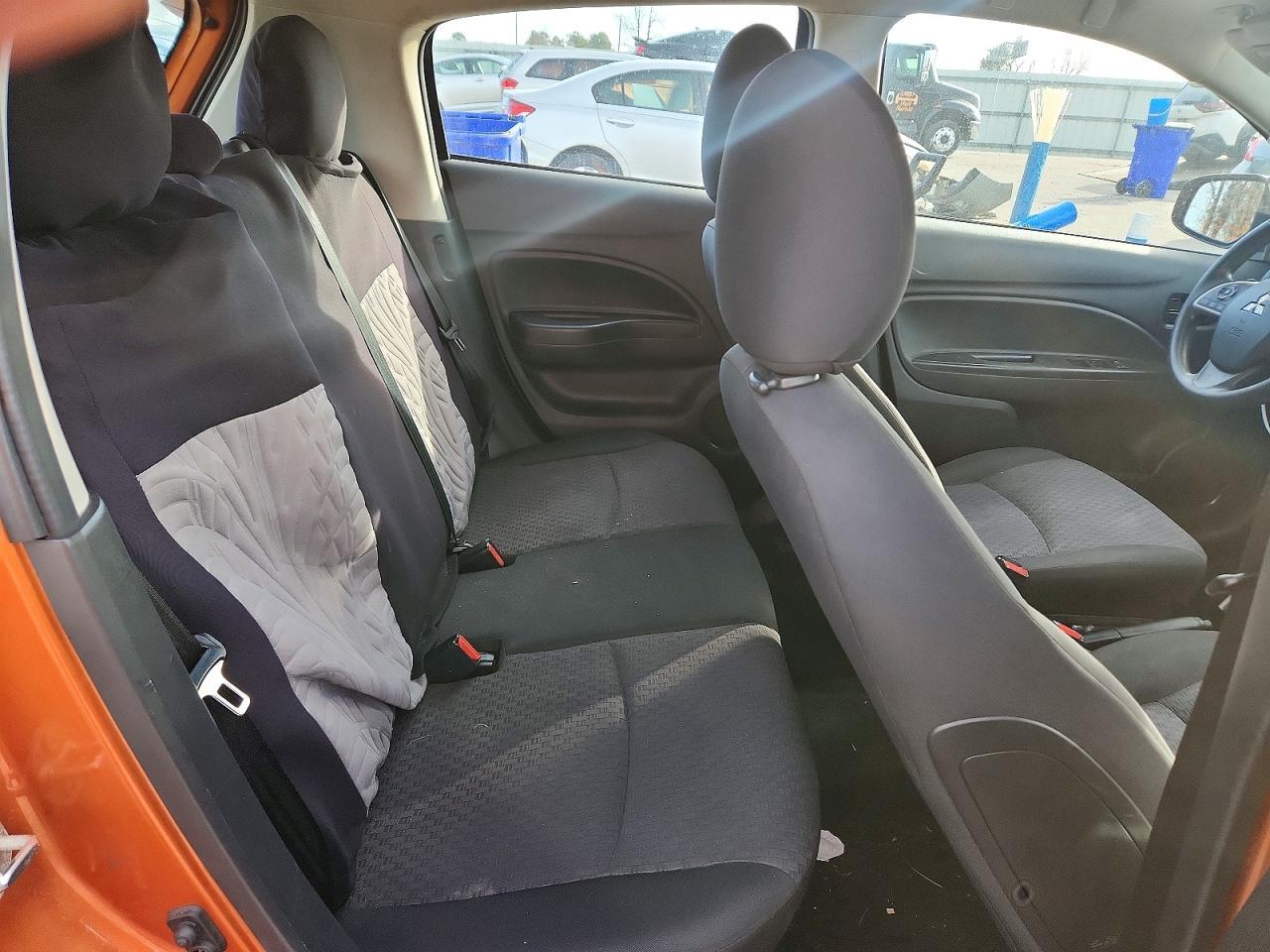 2019 Mitsubishi Mirage es