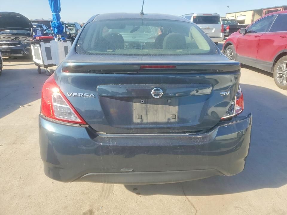 2017 Nissan Versa 1.6 s
