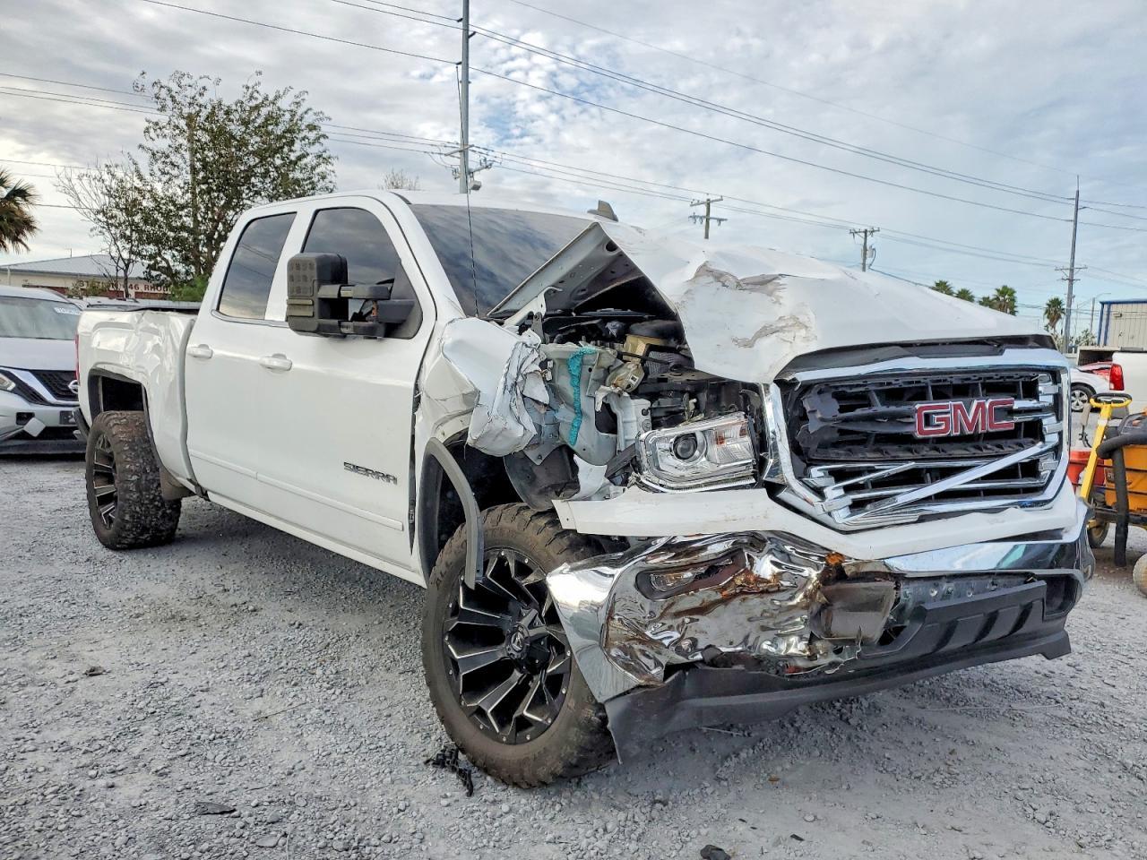 2018 GMC Sierra C1500 sle