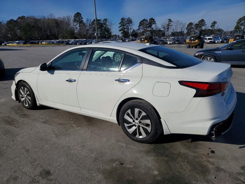 2020 Nissan Altima s