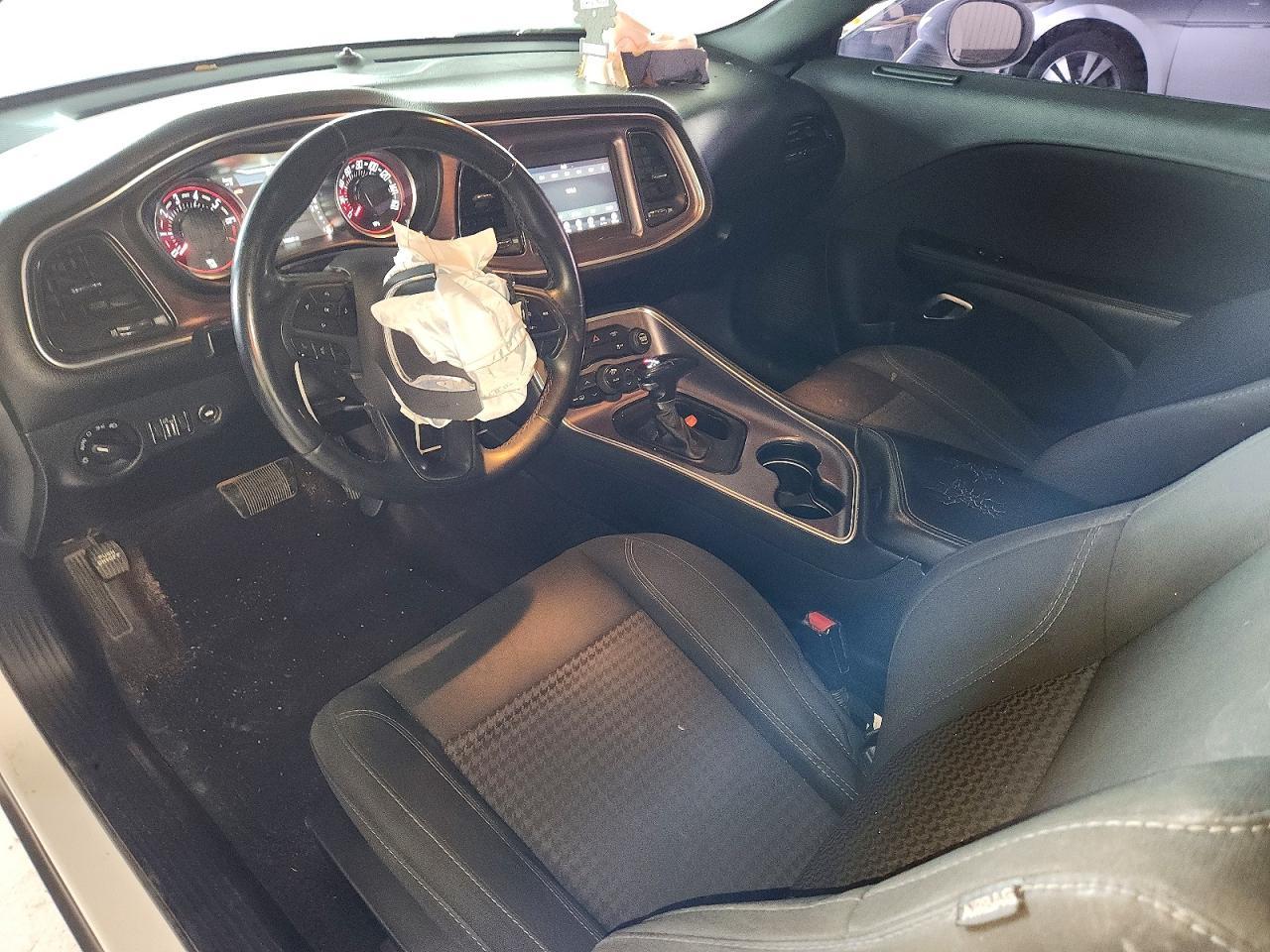 2018 Dodge Challenger sxt