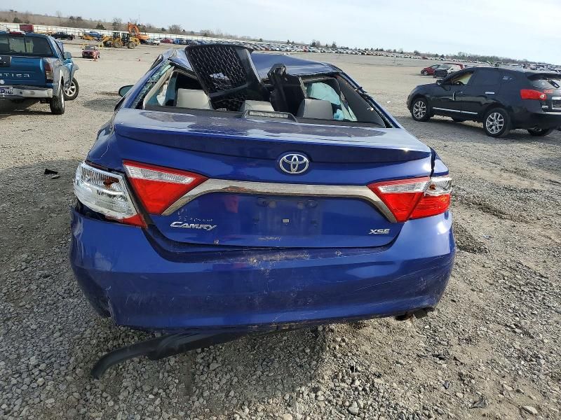 2016 Toyota Camry le