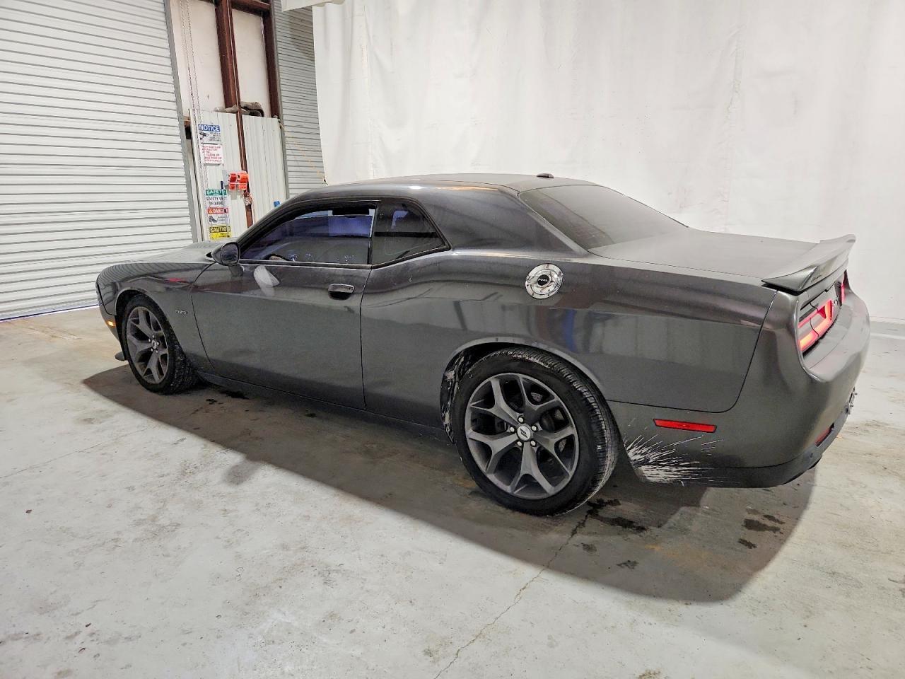 2019 Dodge Challenger r