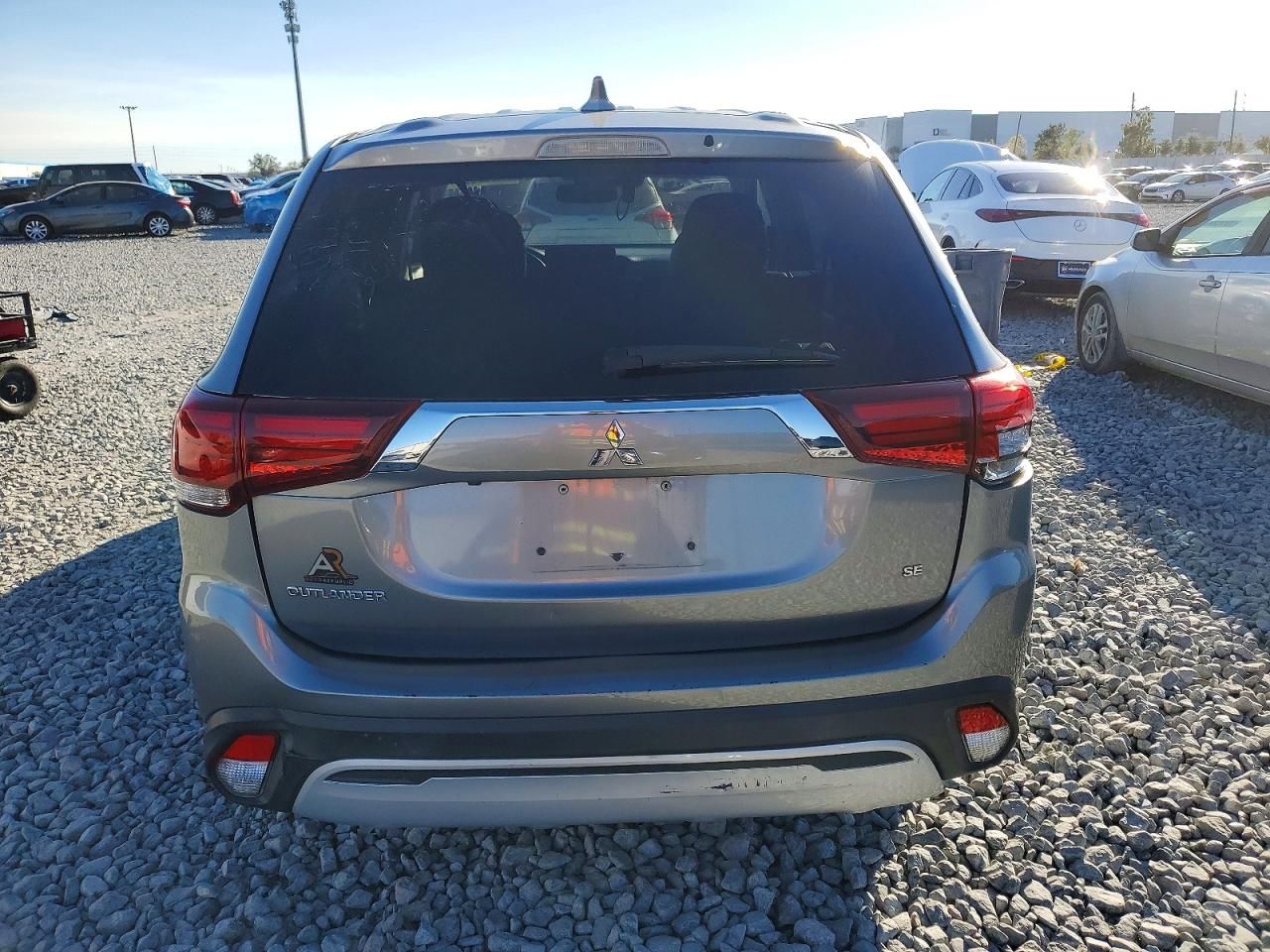 2020 Mitsubishi Outlander se