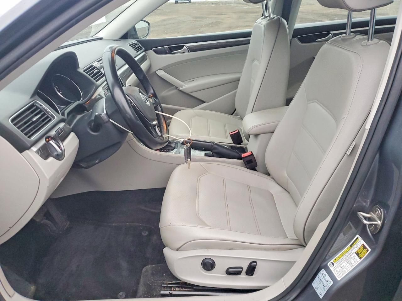 2018 Volkswagen Passat se